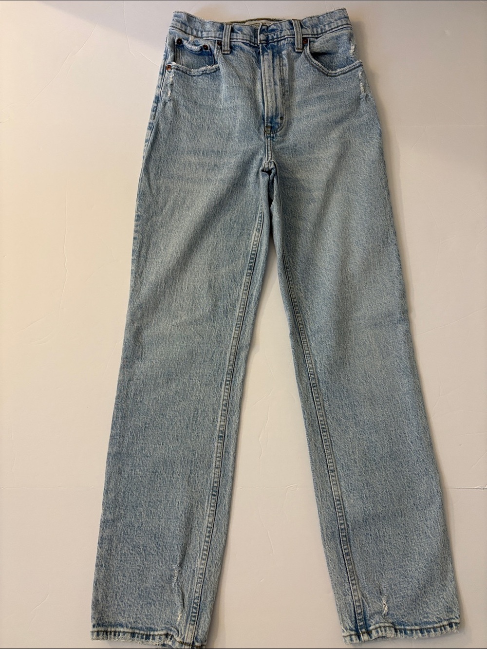 Abercrombie & Fitch The 90 straight ultra high size 26 / regular